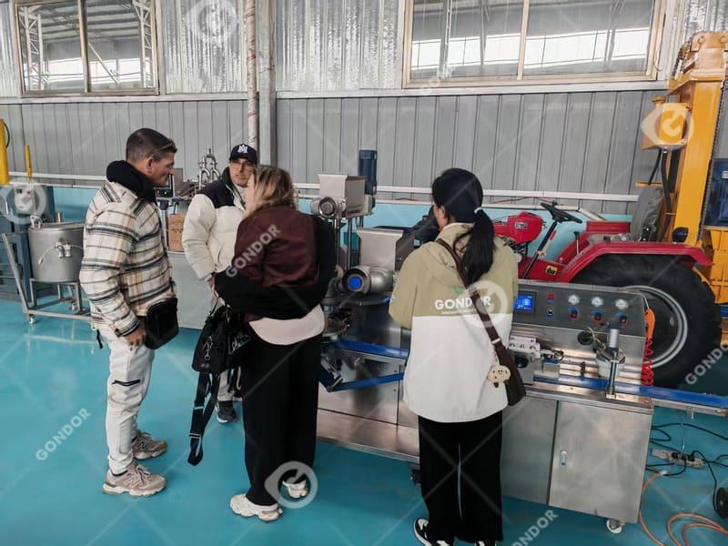 以色列中间商到访检验肉类加工机器