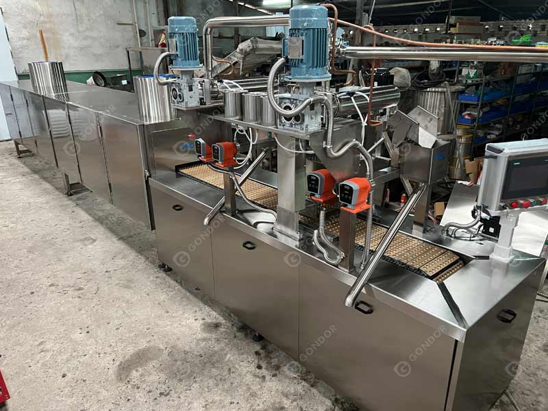 Candy making machine for custom candy designs
